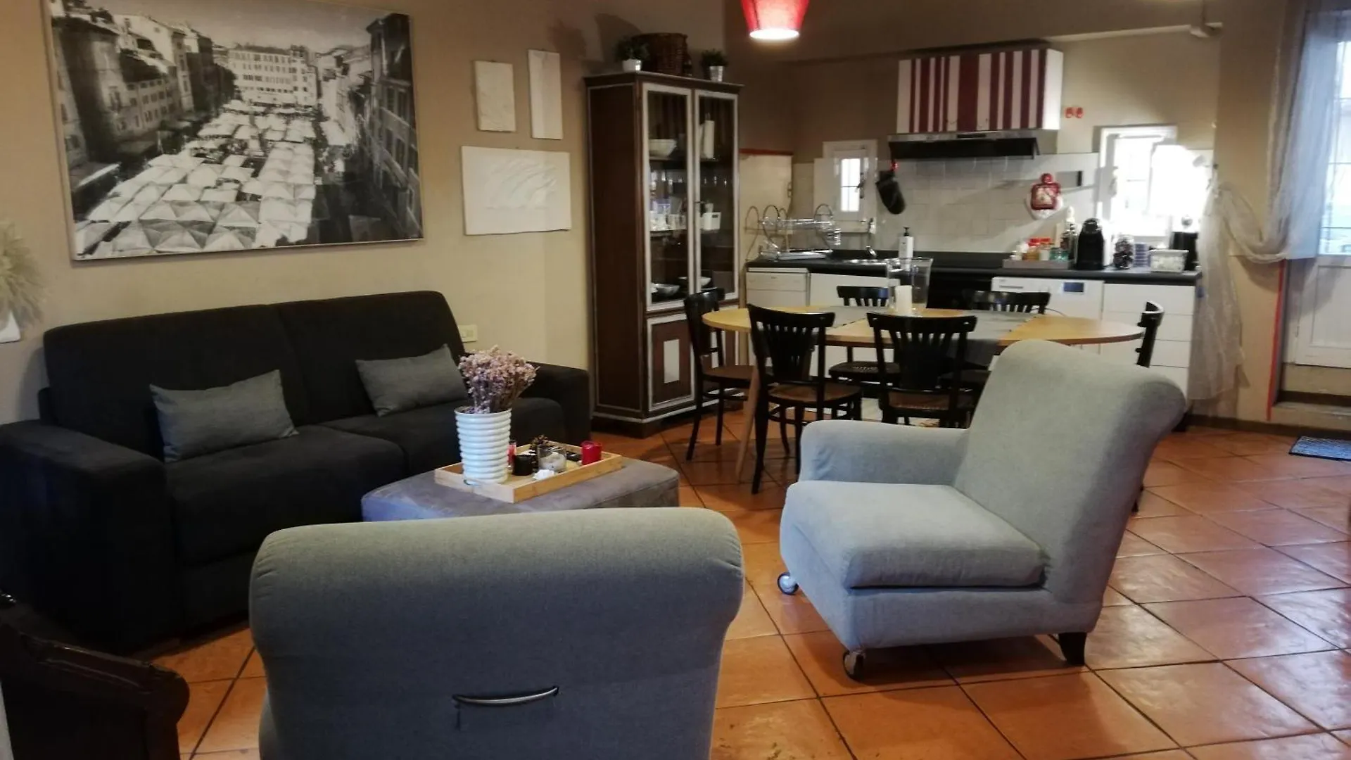 Apartments Campo De Fiori 로마 0*,