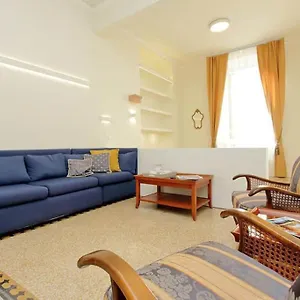  Apartament Elegant In The Heart Of Rome-navona Area